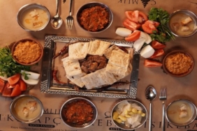 Denizli’nin Kalbinden Gelen Lezzet: Çamlık Denizli Kebapçısı