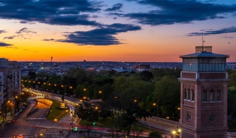 Madrid Konaklama Rehberi